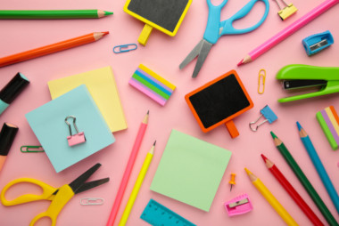 fournitures scolaire variées